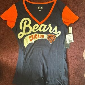 Women’s large Chicago bears tshirt NWT